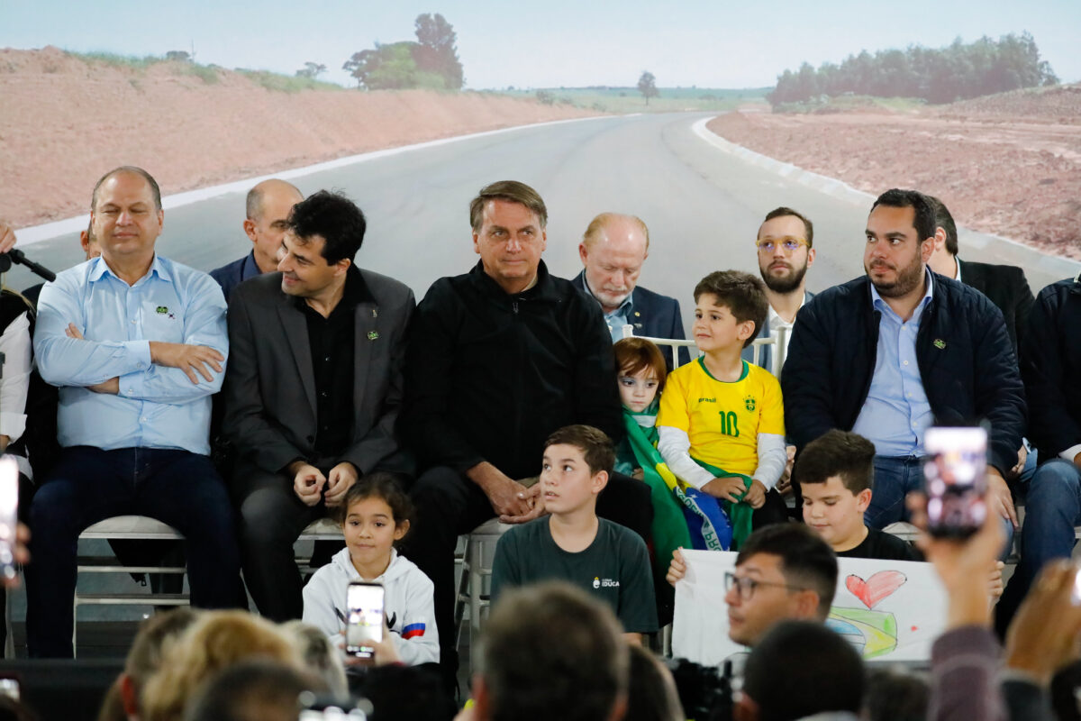 No Paran Bolsonaro Participa De Motociata E Visita Nova Ponte Em Foz