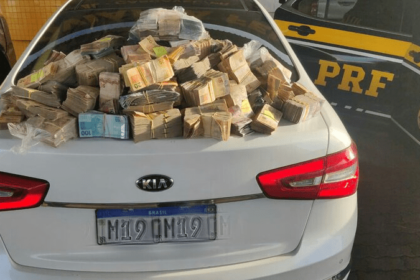 1B70F241 A742 40C0 940B ABE24BD0A504