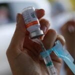 maioria das 668 denúncias de fura filas de vacina no pr não apresenta irregularidade