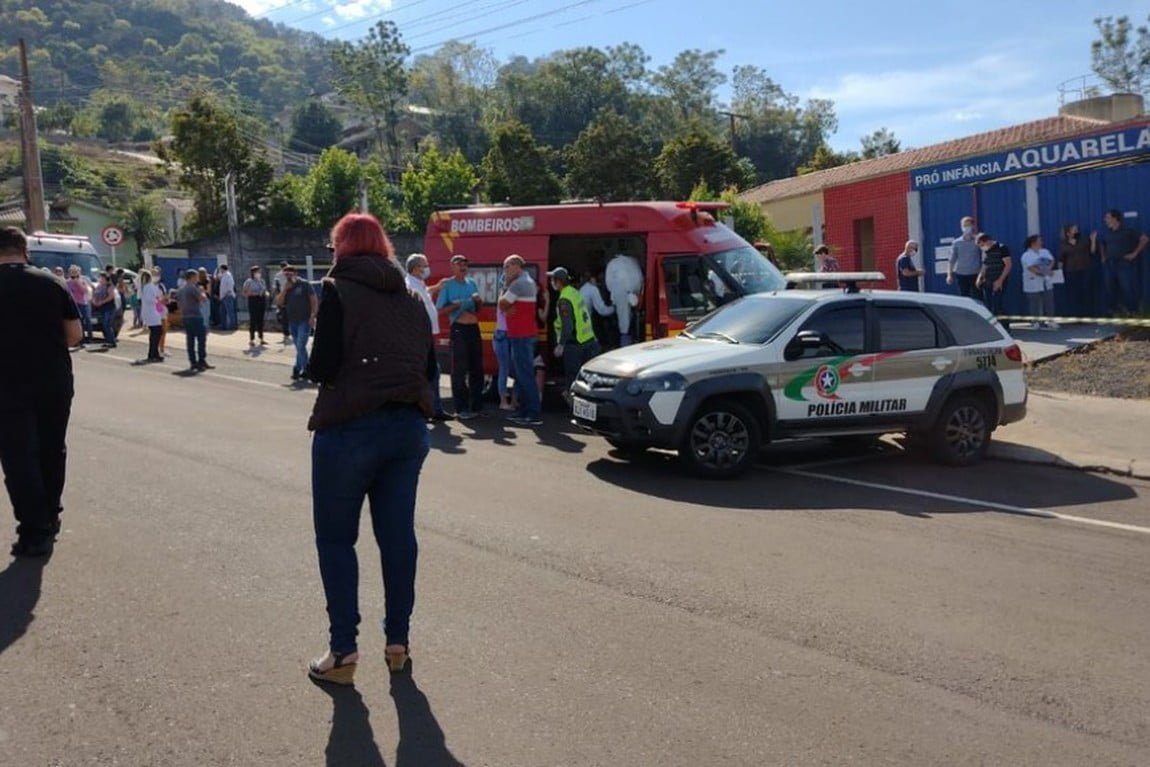 Jovem invade creche e mata crianças e professora em Santa Catarina 2 adolescente invade escola e mata criancas no oeste de sc 609162dd6b17a