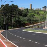 Ciclovia e grade protecao Arco Leste III av Robert Koch Limoeiro Emerson Dias NCom 1