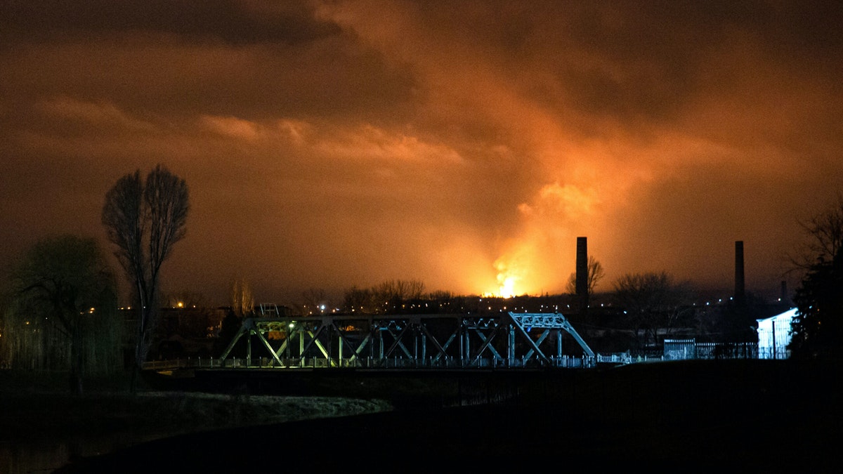 explosoes no leste da ucrania aumentam tensao 1