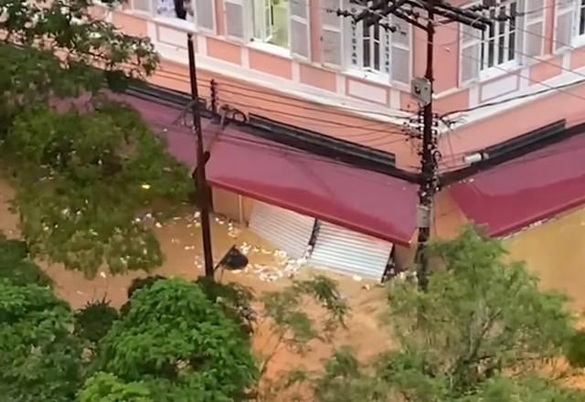 temporal catastrofico causa tragedia em petropolis ha mais de 20 mortos 4