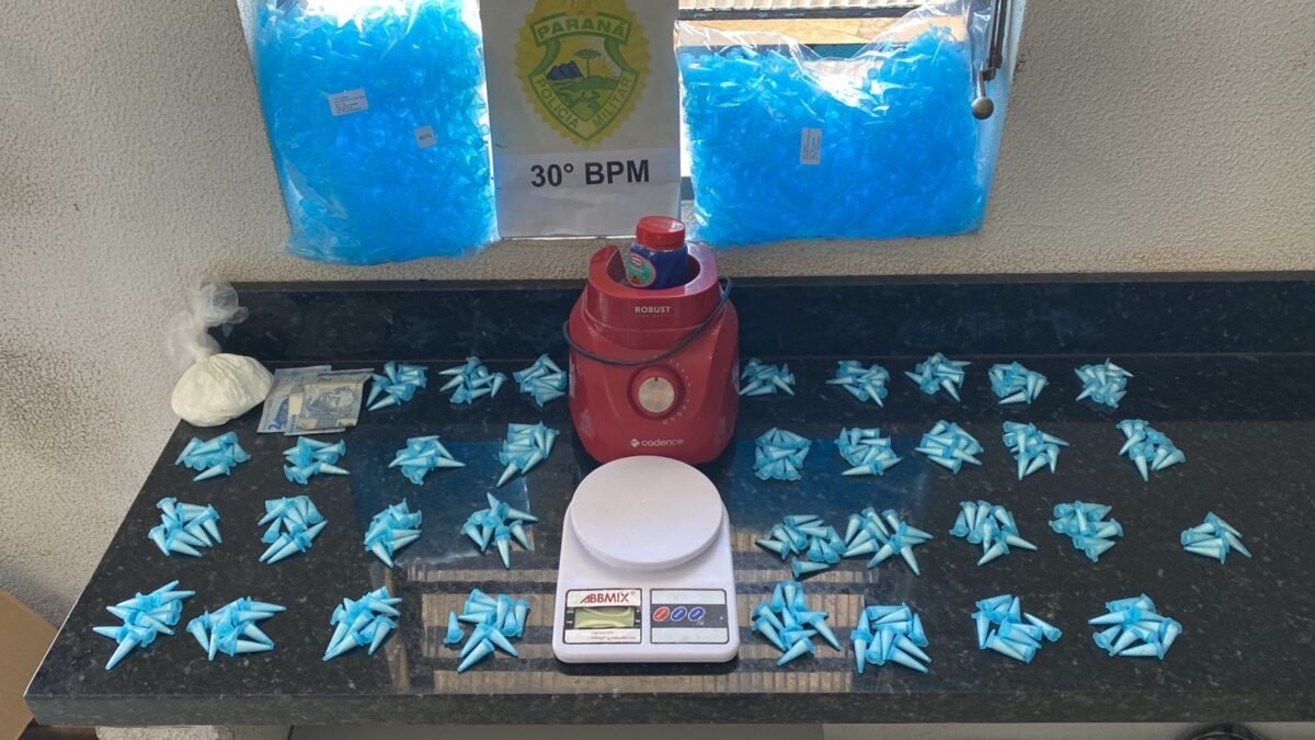 Homem é preso por tráfico de drogas em Londrina com mais de 400 tubos de cocaína 2 WhatsApp Image 2022 07 25 at 12.22.51