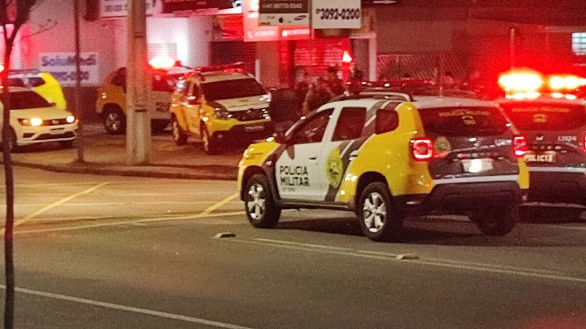 Individuo com veículo roubado foge da Polícia Militar e troca tiros 2 WhatsApp Image 2022 08 18 at 00.01.59
