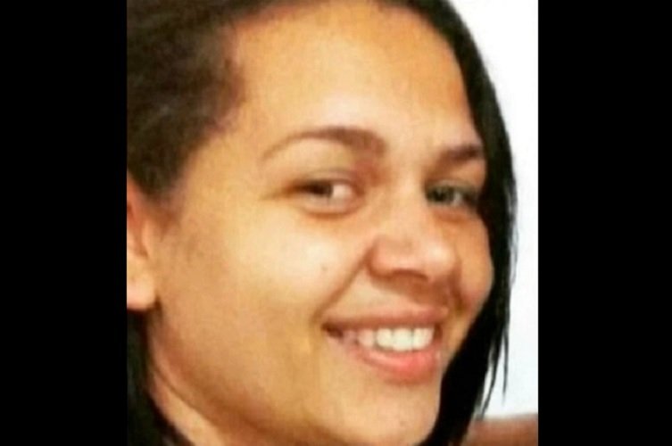 Obreiro de igreja mata esposa a facadas e limpa faca em bíblia 2 feminicidio iii
