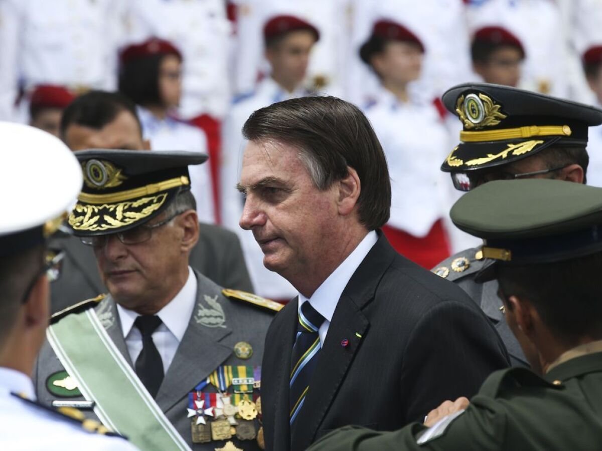 bolsonaro exercito 17042019123410087