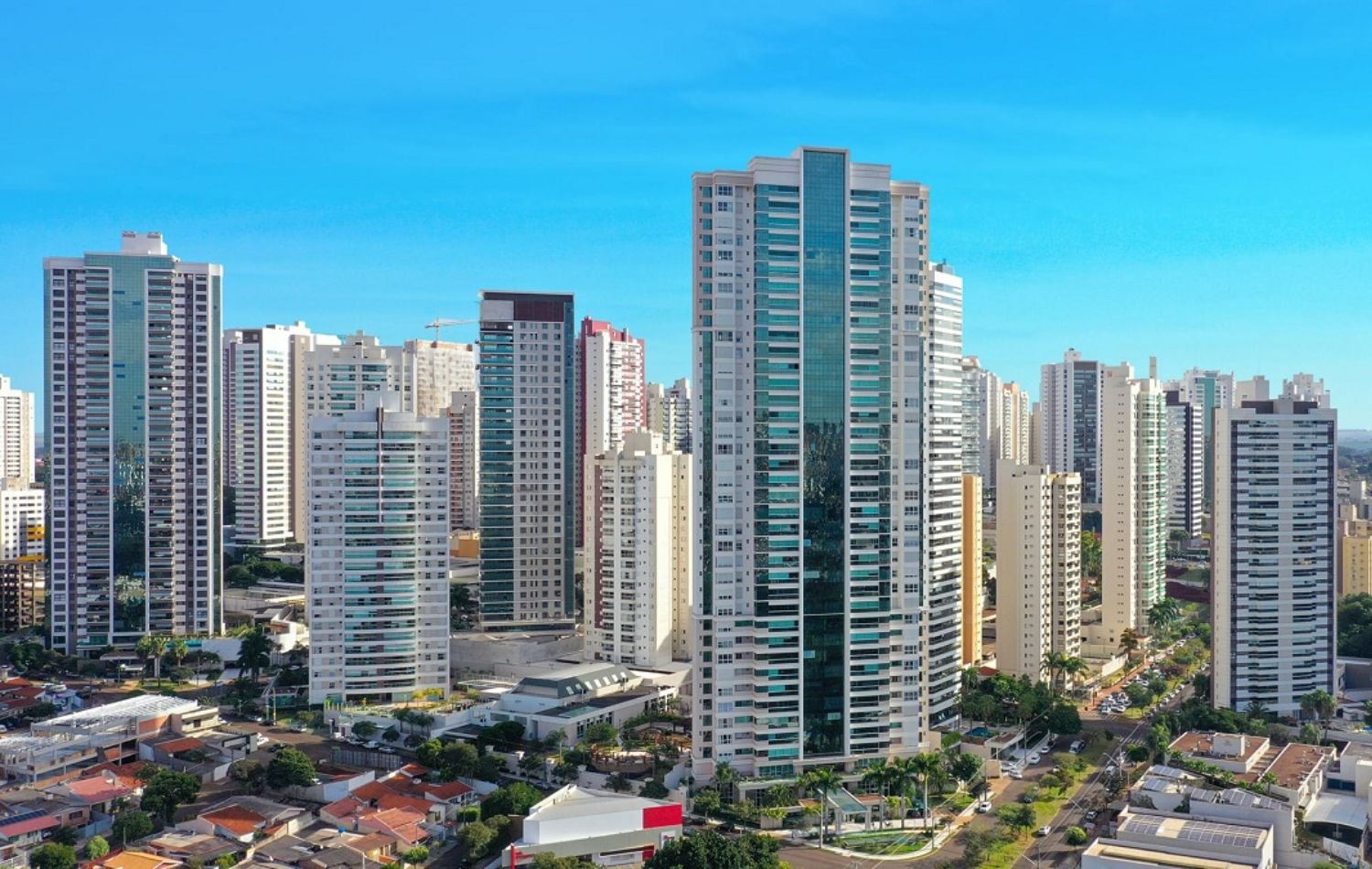 IMG24H 1200 × 650 px 14 1