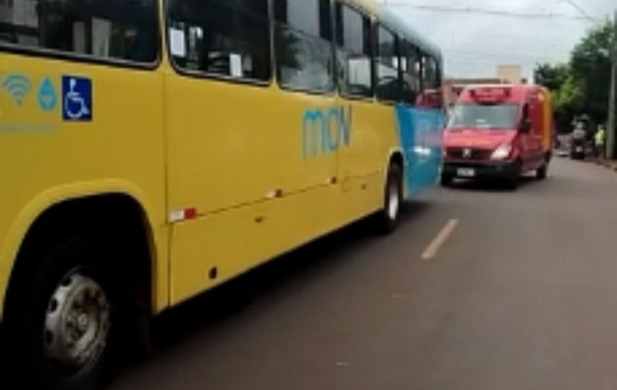 Jovem de 20 anos morre após se envolver em acidente com ônibus em Cambé 2 IMG24H 1200 × 650 px 2023 03 13T151045.431