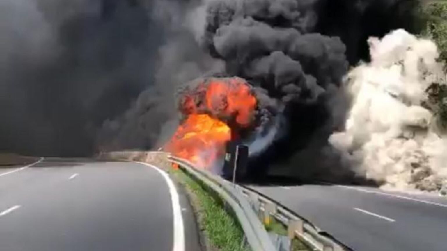 IMG24H 1200 × 650 px 2023 08 21T141043.394