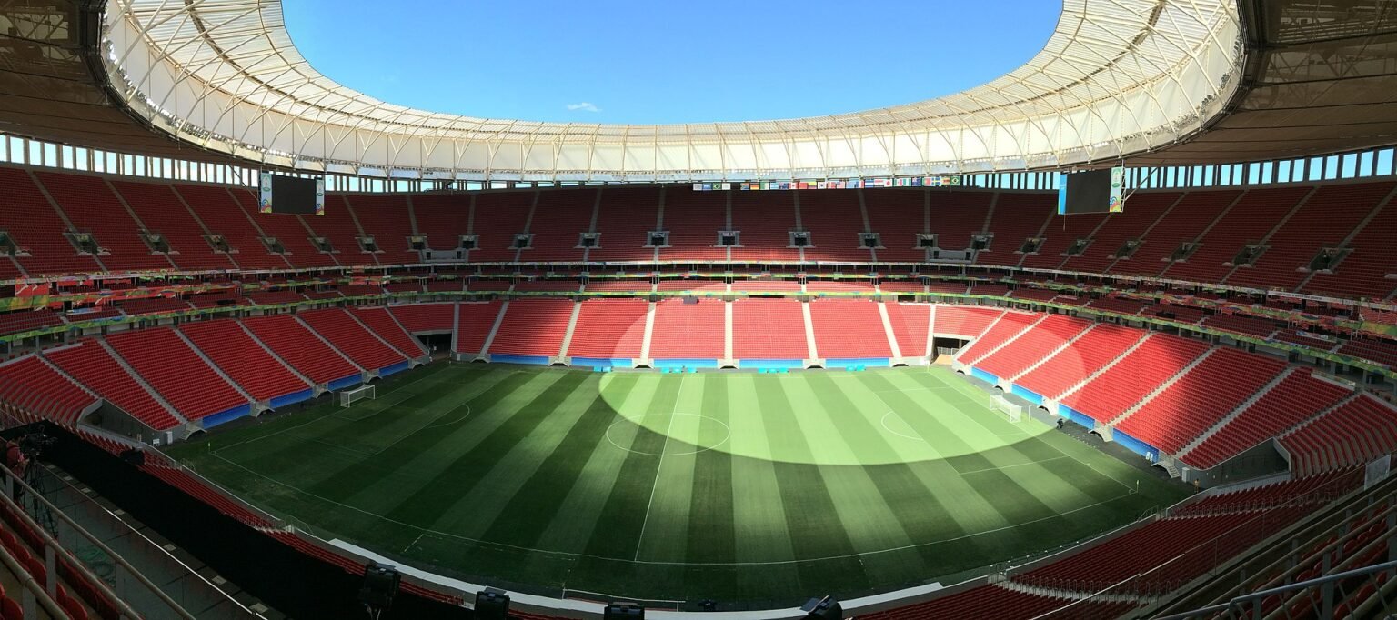 Na vespera da estreia delegacoes olimpicas de futebol visitam o Mane Garrincha 28132432274