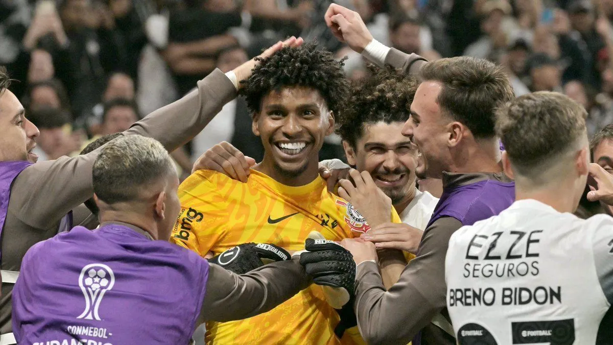 hugo souza corinthians e1724211992505