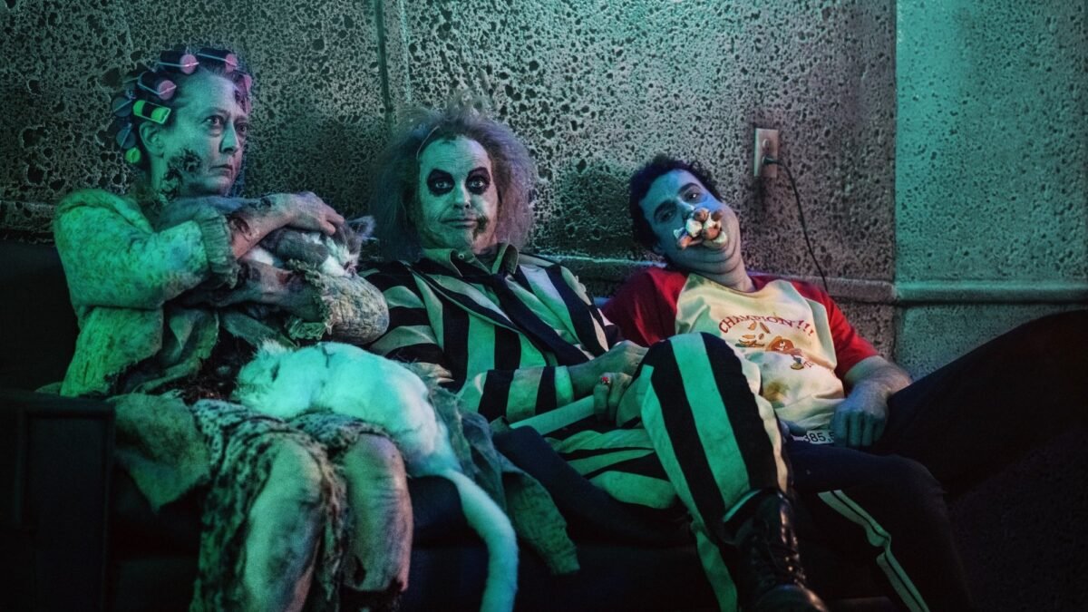 É hora do show! "Os fantasmas se divertem: Beetlejuice, Beetlejuice" estreia nos cinemas 5 images 1.fill .size 2000x1125.v1723841096 1