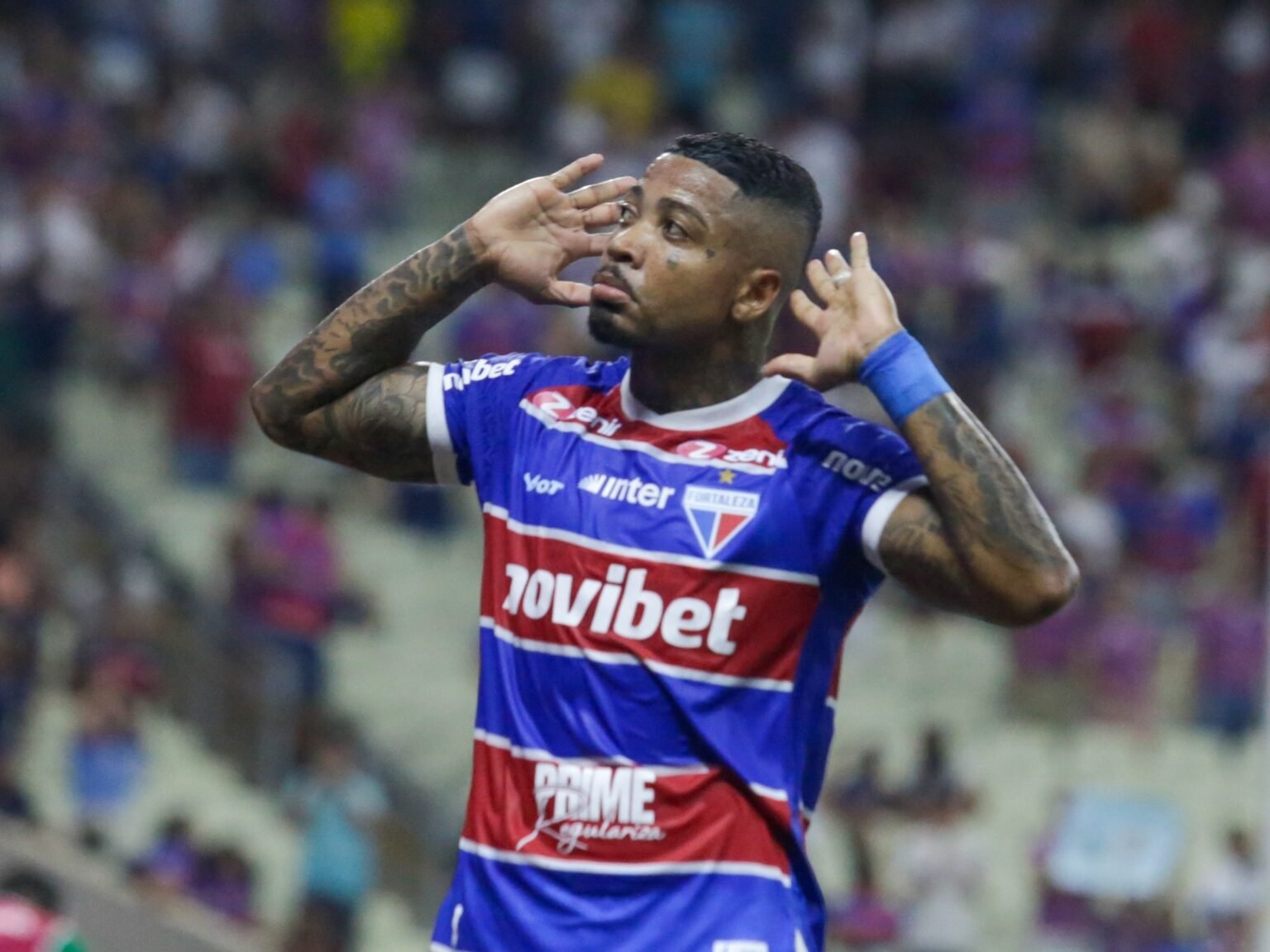 marinho comemora gol durante fortaleza x bahia pelo campeonato brasileiro 1726967522012 v2 4x3