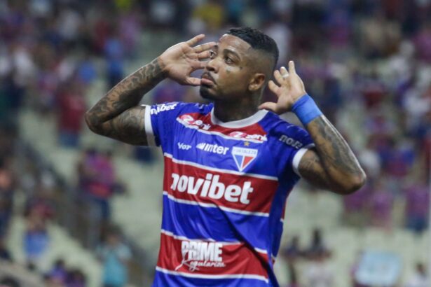 marinho comemora gol durante fortaleza x bahia pelo campeonato brasileiro 1726967522012 v2 4x3