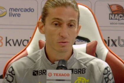 coletiva do felipe luis 2