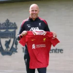 arne slot chega ao liverpool e inaugura nova era apos klopp scaled 1