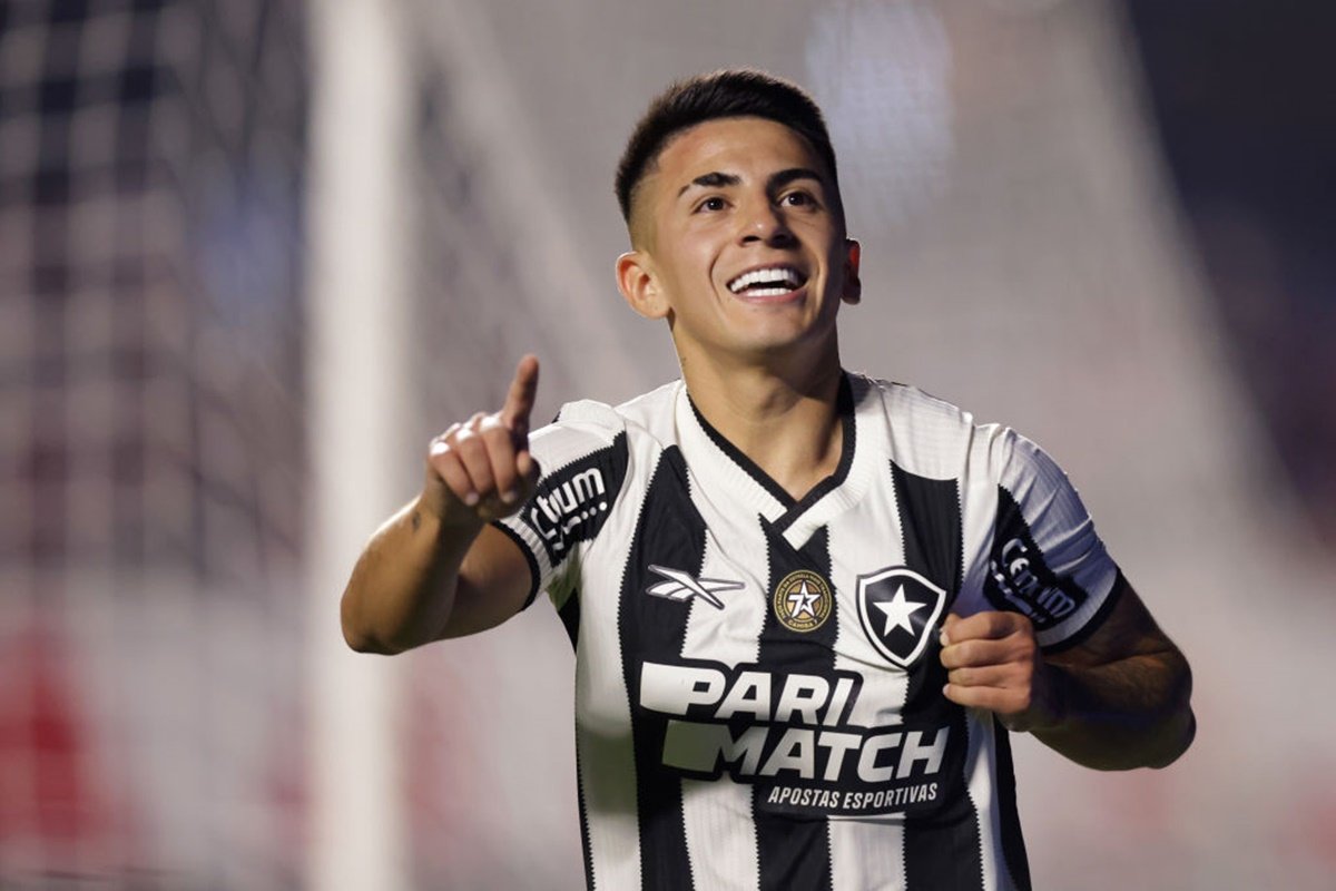 Thiago Almada Botafogo