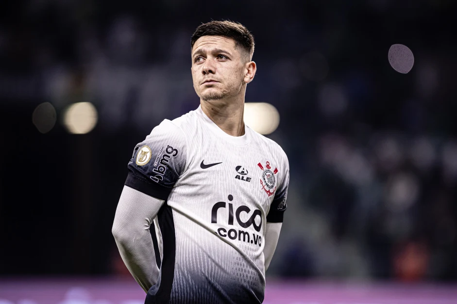 rodrigo garro durante jogo do corinthians contra tfa3