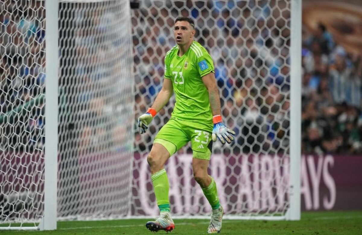 Dibu Martínez revela que se aposentará da Argentina se for campeão da Copa do Mundo de 2026 2 WhatsApp Image 2025 03 27 at 21.03.57